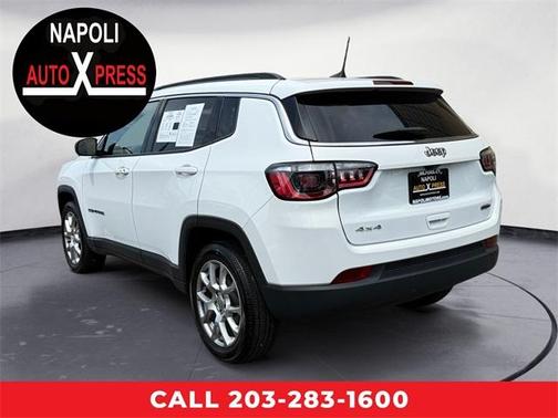 2022 Jeep Compass Latitude Lux