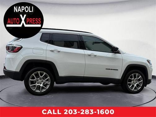 2022 Jeep Compass Latitude Lux