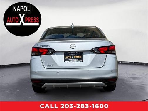 2025 Nissan Versa 1.6 SV