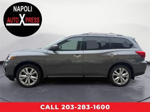 2018 Nissan Pathfinder SL