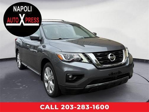2018 Nissan Pathfinder SL