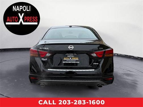 2020 Nissan Altima 2.5 SR