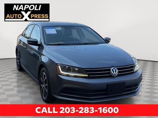 Platinum Gray Metallic 2017 Volkswagen Jetta 1.4T SE