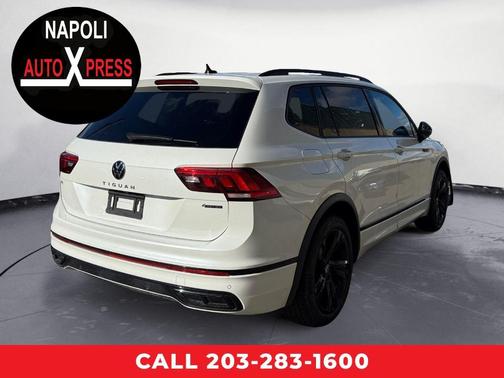 2024 Volkswagen Tiguan 2.0T SE R-Line Black