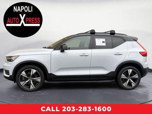 2021 Volvo XC40 Recharge Pure Electric P8