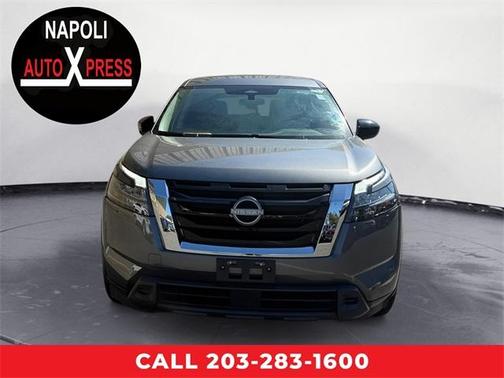 2023 Nissan Pathfinder S