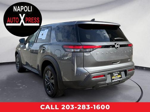 2023 Nissan Pathfinder S