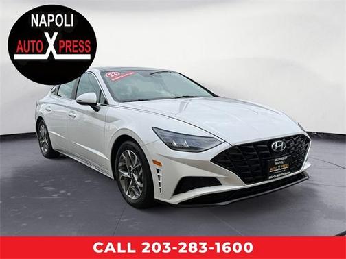 2022 Hyundai SONATA SEL