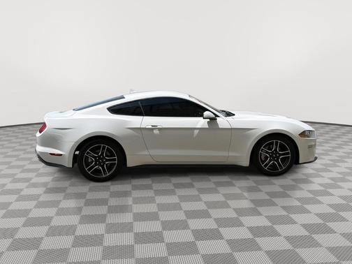 Oxford White 2021 Ford Mustang EcoBoost