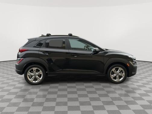Abyss Black Pearl 2023 Hyundai KONA SEL