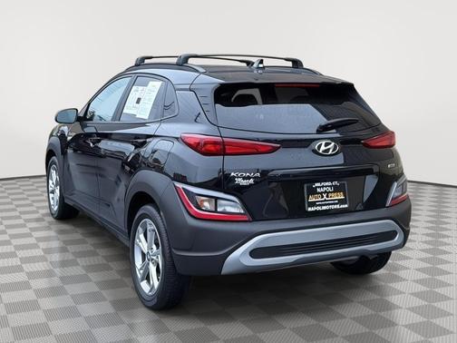 Abyss Black Pearl 2023 Hyundai KONA SEL
