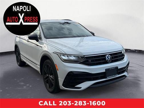 2022 Volkswagen Tiguan 2.0T SE R-Line Black