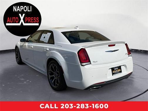 2018 Chrysler 300 S