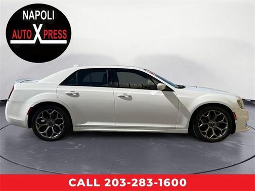 2018 Chrysler 300 S