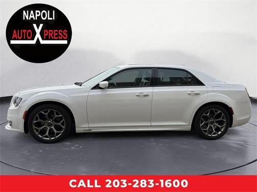 2018 Chrysler 300 S