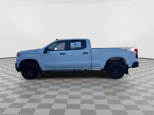 Summit White 2022 Chevrolet Silverado 1500 Limited Custom Trail Boss