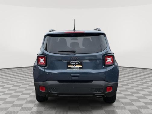 Slate Blue Pearlcoat 2021 Jeep Renegade Latitude