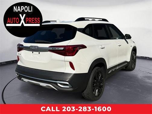 2022 Kia Seltos Nightfall