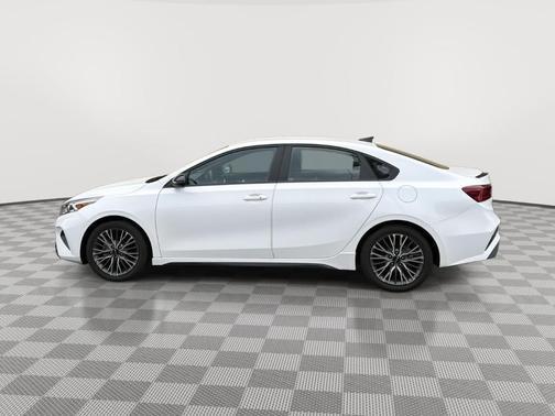 Snow White Pearl 2023 Kia Forte GT-Line