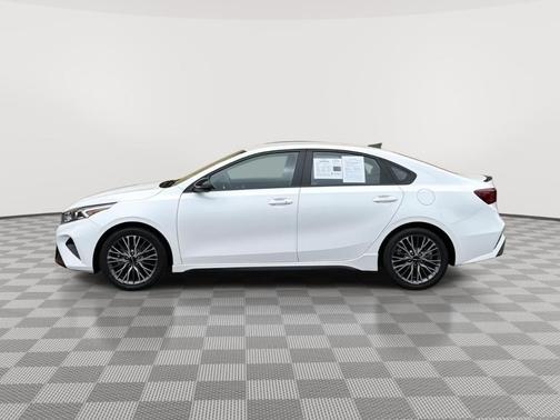 Snow White Pearl 2023 Kia Forte GT-Line