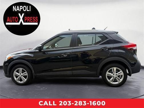 2019 Nissan Kicks S