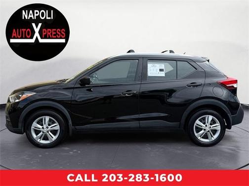 2019 Nissan Kicks S