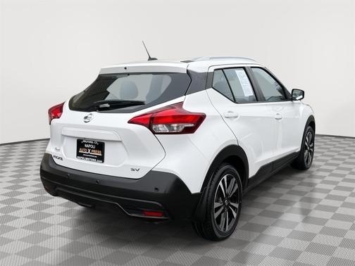 2020 Nissan Kicks SV
