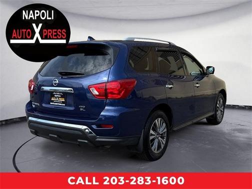 2019 Nissan Pathfinder SL