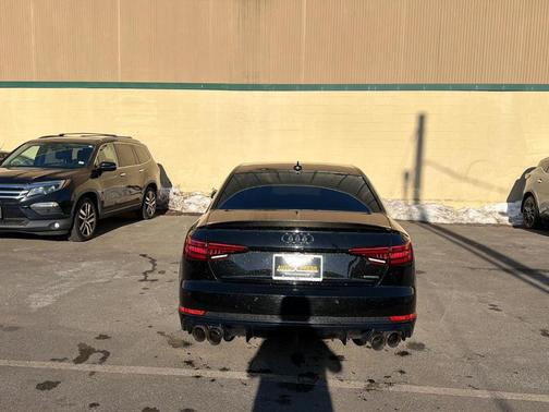 2018 Audi A4 2.0T Premium