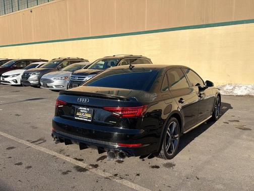 2018 Audi A4 2.0T Premium