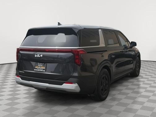 Metal 2025 Kia Carnival LXS