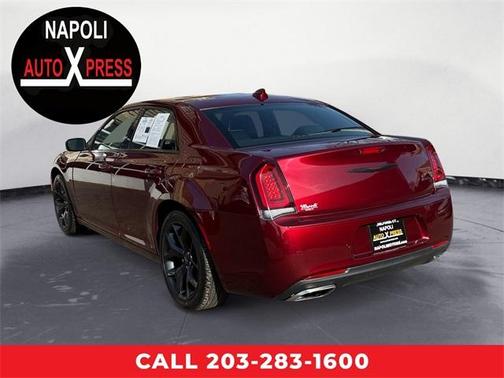 2022 Chrysler 300 S
