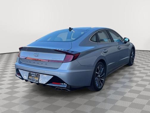 2023 Hyundai SONATA Limited