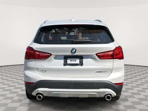 Mineral White Metallic 2021 BMW X1 xDrive28i