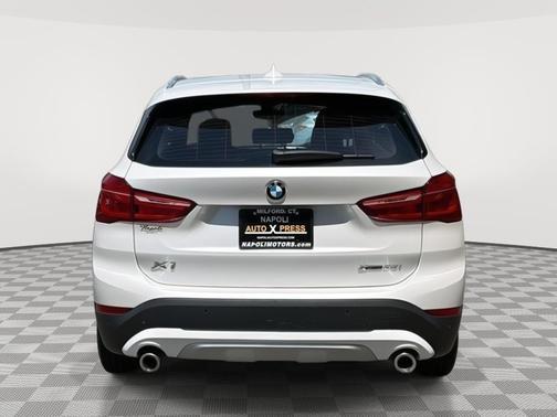 Mineral White Metallic 2021 BMW X1 xDrive28i