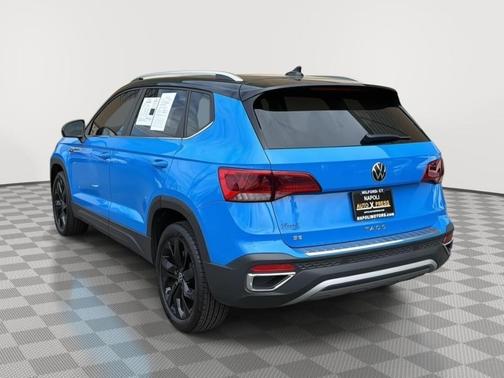 2024 Volkswagen Taos 1.5T SE