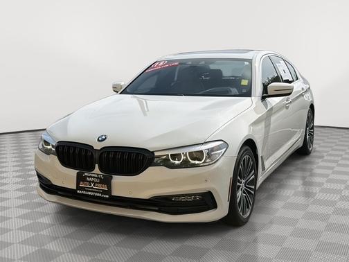 Alpine White 2018 BMW 530 i xDrive