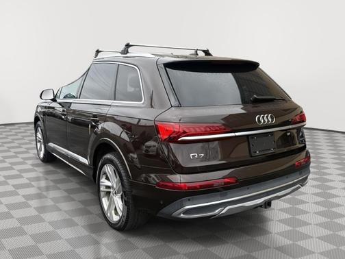 2020 Audi Q7 55 Premium Plus