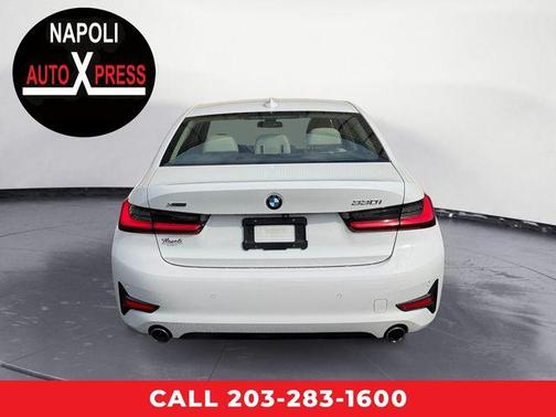 2019 BMW 330 i xDrive