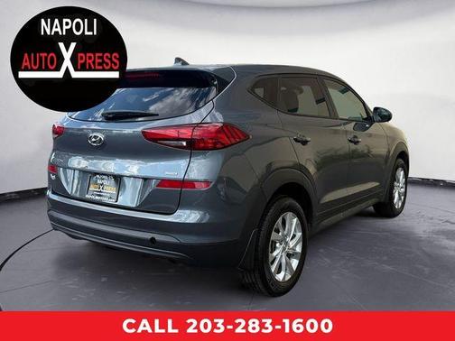2021 Hyundai TUCSON SE