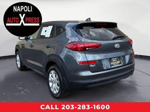 2021 Hyundai TUCSON SE