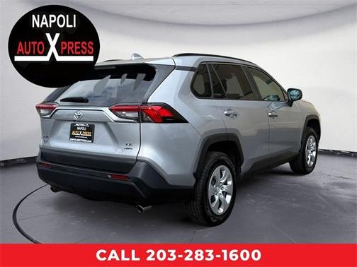 2020 Toyota RAV4 LE