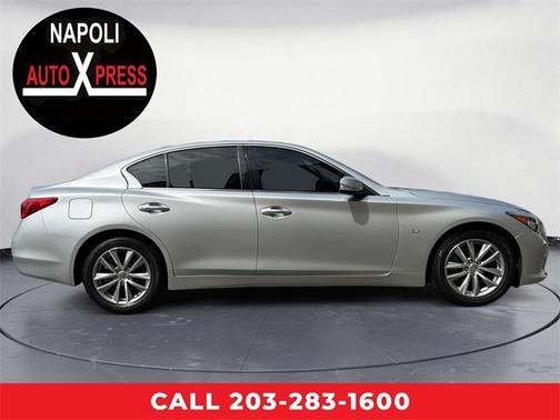 2015 INFINITI Q50 Base