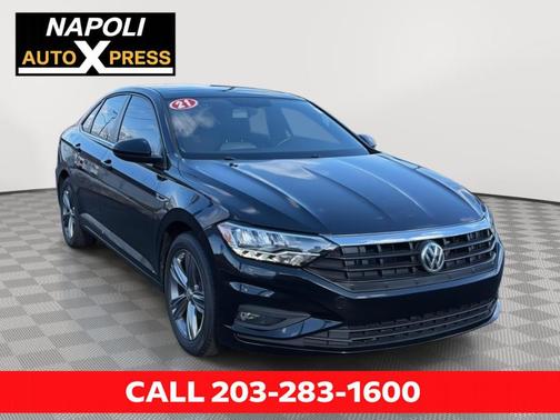 Deep Black Pearl Effect 2021 Volkswagen Jetta 1.4T R-Line