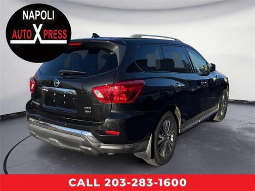 2019 Nissan Pathfinder SV