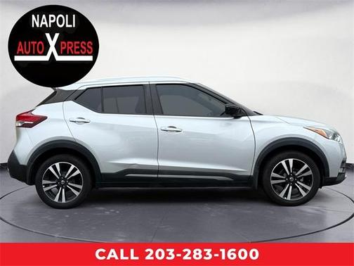 2019 Nissan Kicks SR