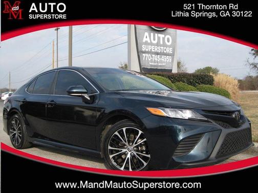 2020 Toyota Camry SE