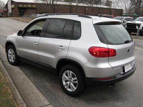 2016 Volkswagen Tiguan S