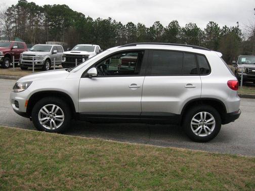2016 Volkswagen Tiguan S