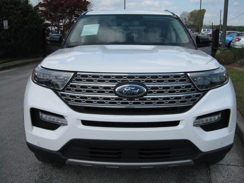 White 2023 Ford Explorer Limited